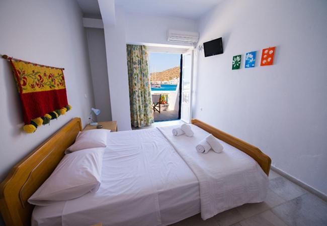 Katapola Vekris Apartments ภายนอก รูปภาพ